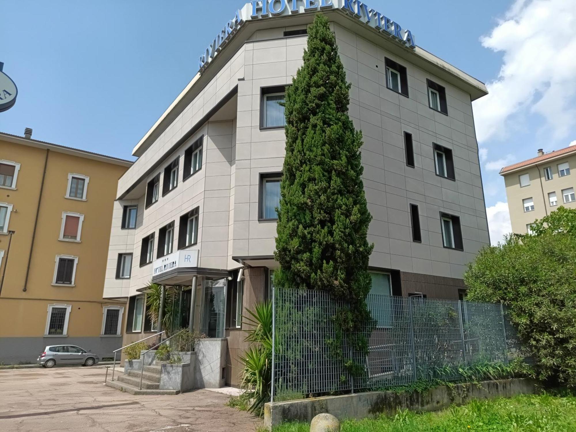 Hotel Riviera Сеграте Екстериор снимка